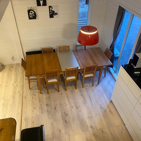 Stuga Pa Oe / Naerhet Till Vatten Mariestad Esterno foto